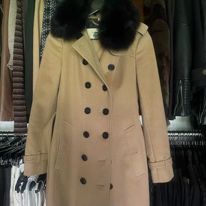 Gorgeous Burberry wool and cashmere trench coat US 2